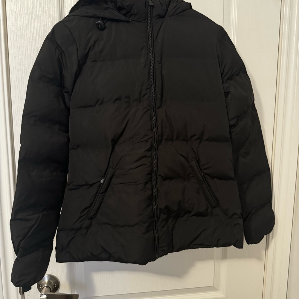 Suzy Shier Black Puffer Jacket